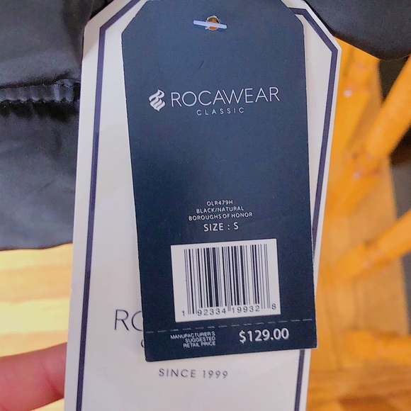 Classic Rocawear Winter Jacket - Picture 2 of 4